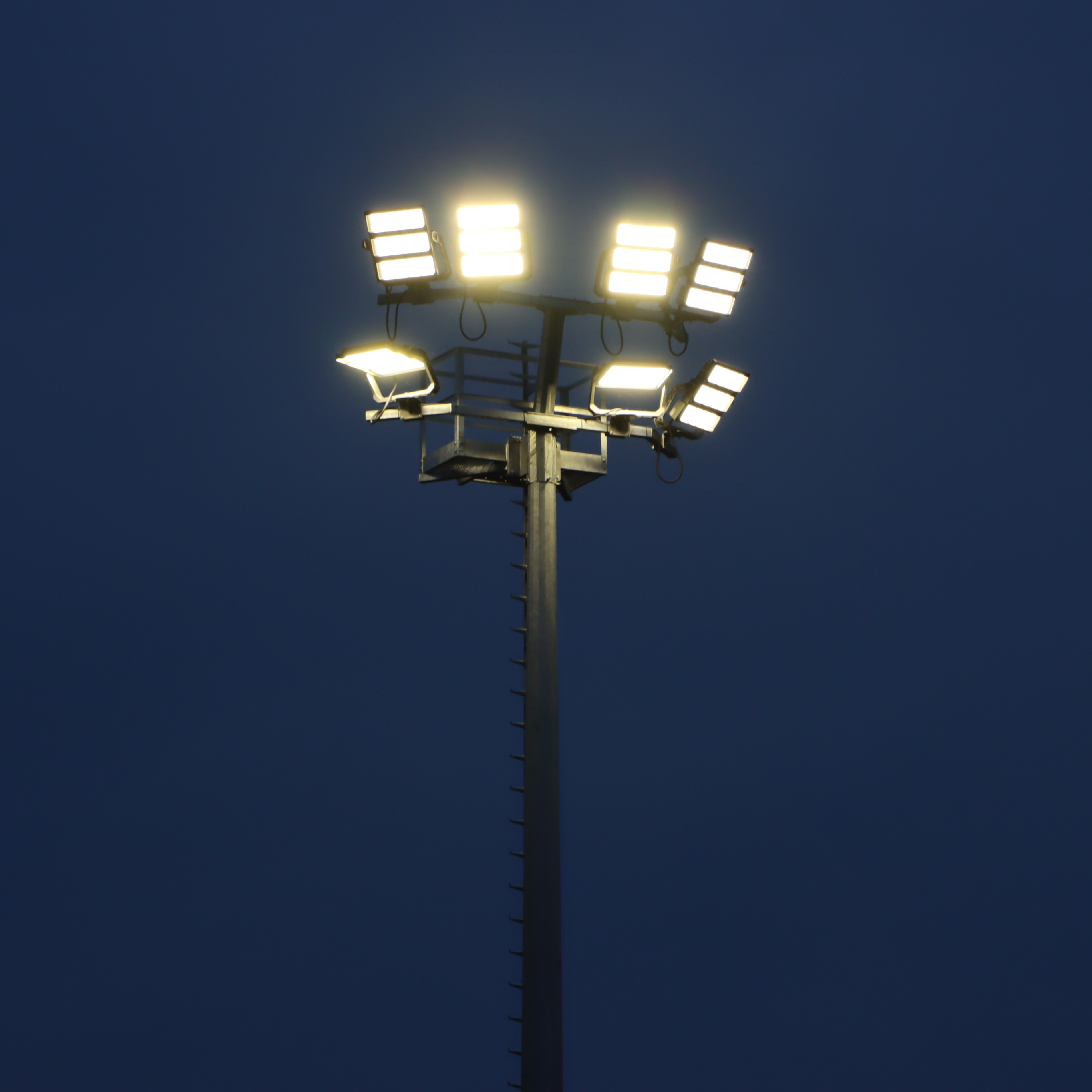 Lámpafényes edzés a Sportcentrumban